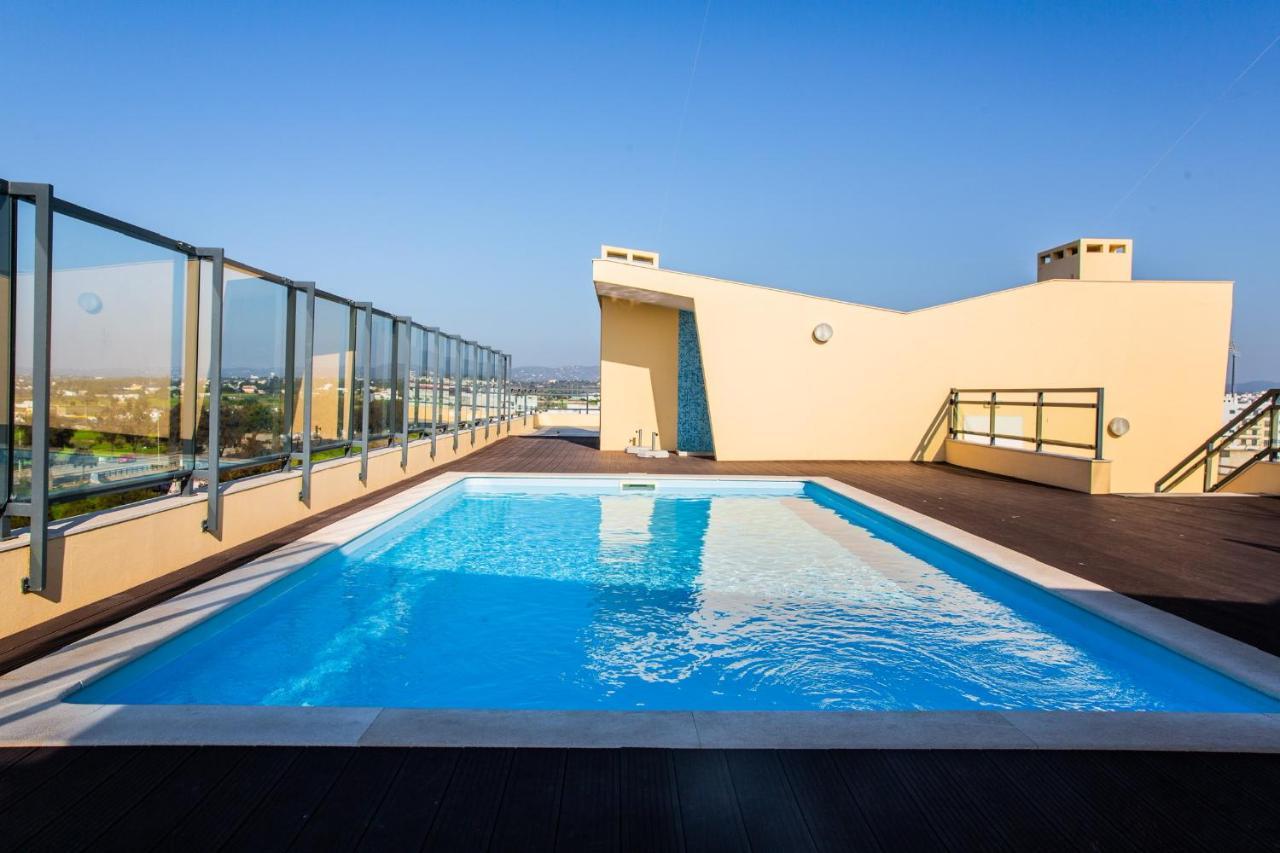 2Bed With Rooftop Pool In Marina Village - โอลเญา ภายนอก รูปภาพ